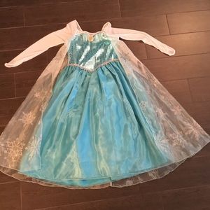 ❄️❄️ Disney Elsa dress  ❄️❄️ ‼️SOLD‼️